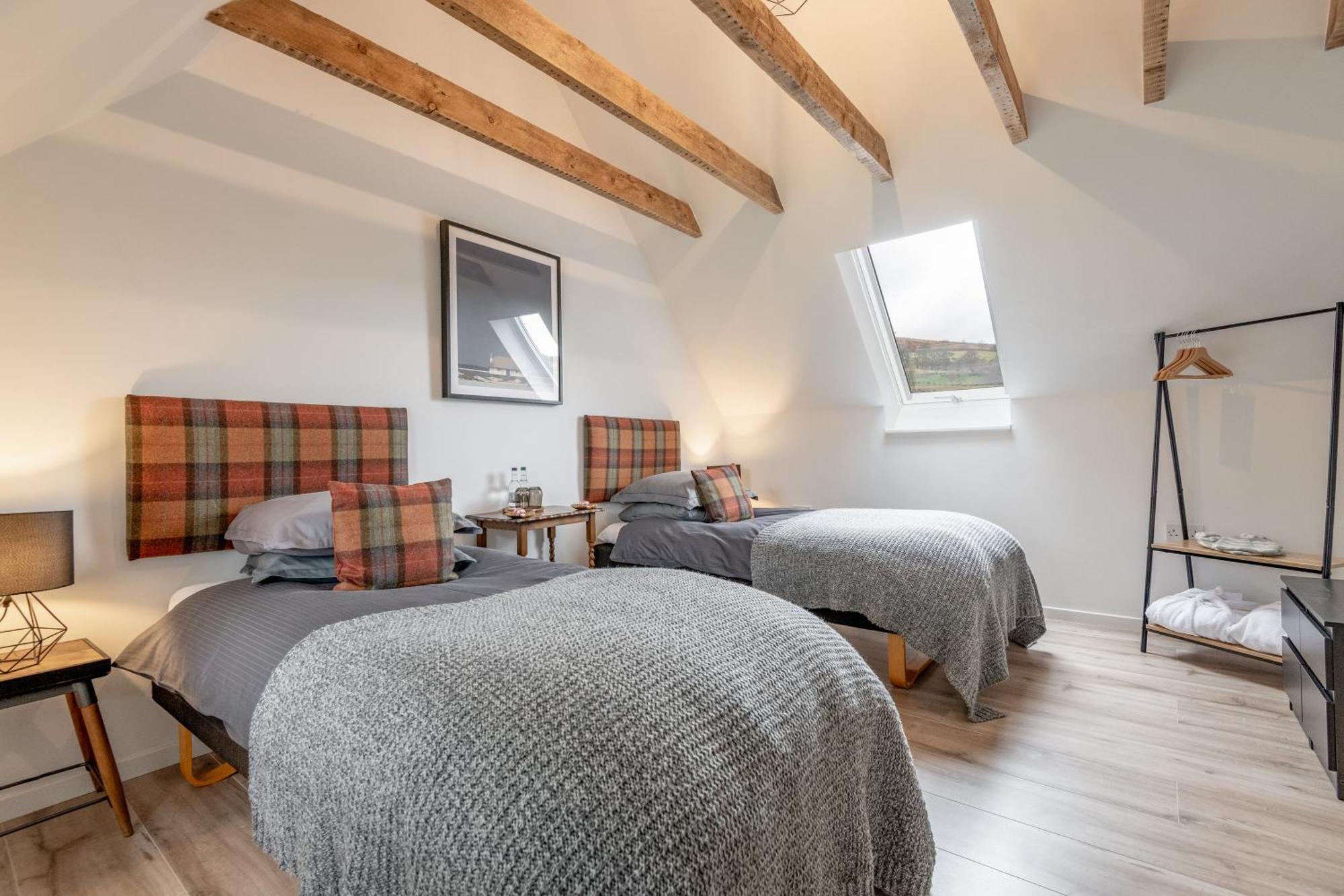 Dalveich Cottage, Hot Tub, 2 Bedroom, Lochearnhead Bagian luar foto