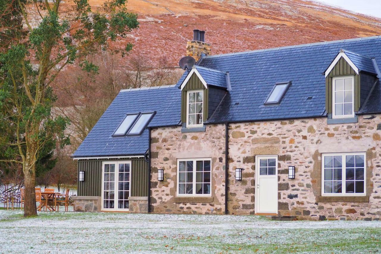 Dalveich Cottage, Hot Tub, 2 Bedroom, Lochearnhead Bagian luar foto